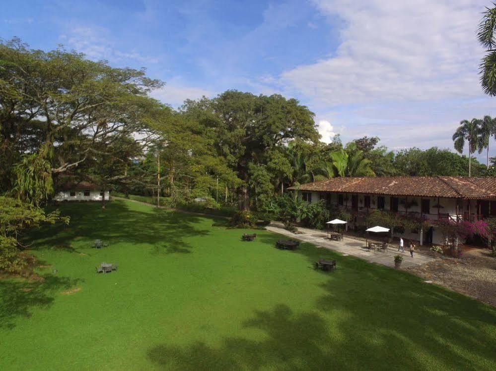 Hacienda Hotel San Jose เปเรย์รา ภายนอก รูปภาพ